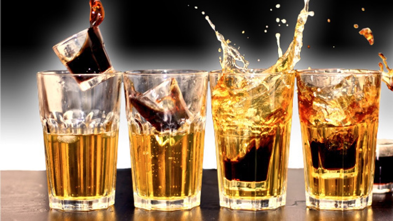 Warum sind alle verrückt nach Jägerbombs?