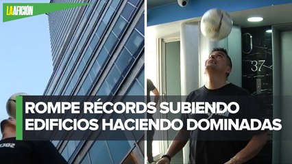 Abraham Muñoz, 'Soccerman' rompe récord de dominadas en la Torre Latino _ La Otra Visión del Deporte