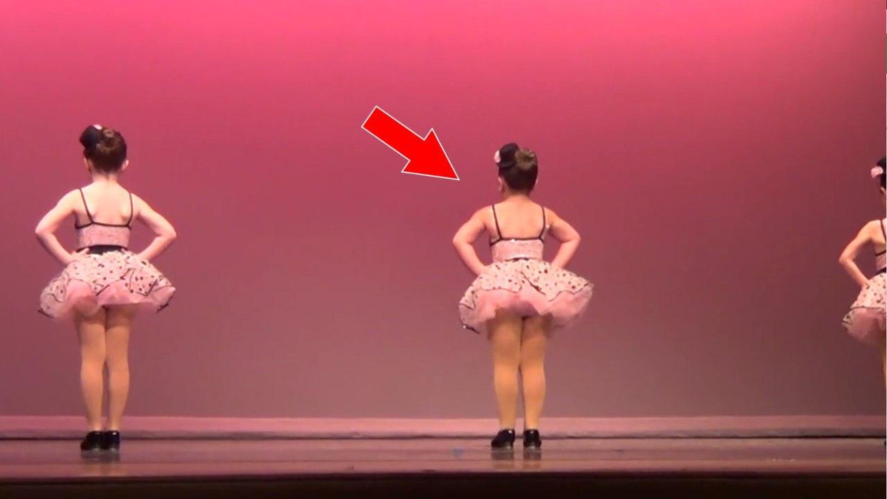 Ein kleines Mädchen tanzt das Publikum in Ekstase