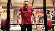 John Cena zeigt euch sein Trainingsprogramm für den Oberkörper