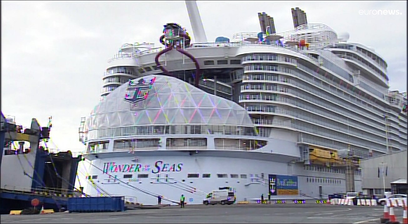 Das größte Kreuzfahrtschifft der Welt macht Zwischenstopp in Zypern