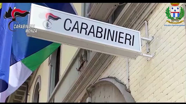 Spacciatori derubavano spacciatori fingendosi poliziotti e carabinieri: smantellata la rete