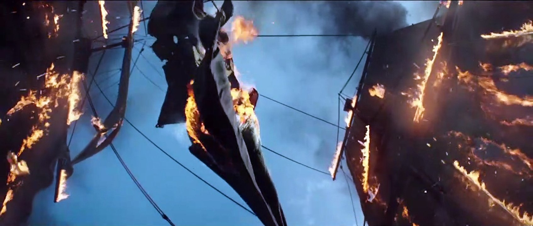 Karayip Korsanları Salazar’ın İntikamı Orijinal Fragman (4)