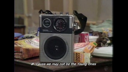 The Young Ones - Good Old Cliff!