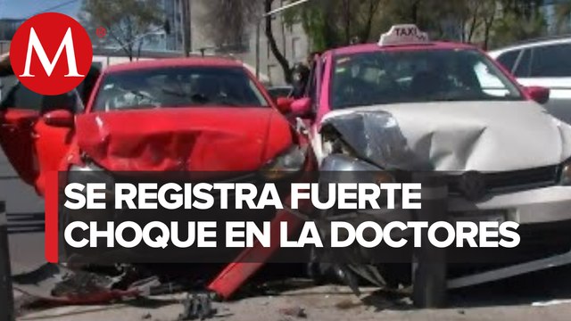 Accidente deja dos personas prensadas en la colonia Doctores, CDMX