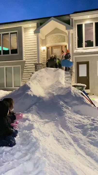 Brother Builds Awesome Snow Ramp for the Kids