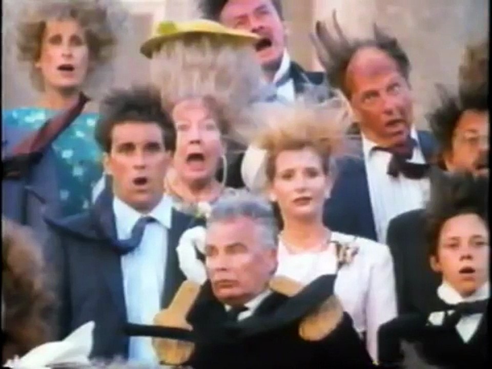 King Ralph Orijinal Fragman