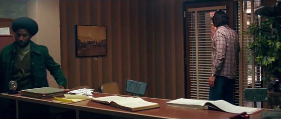 Karanlıkla Karşı Karşıya Orijinal Klip