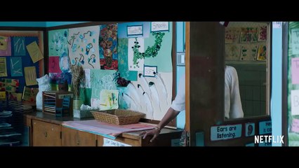 The Kindergarten Teacher Orijinal Fragman