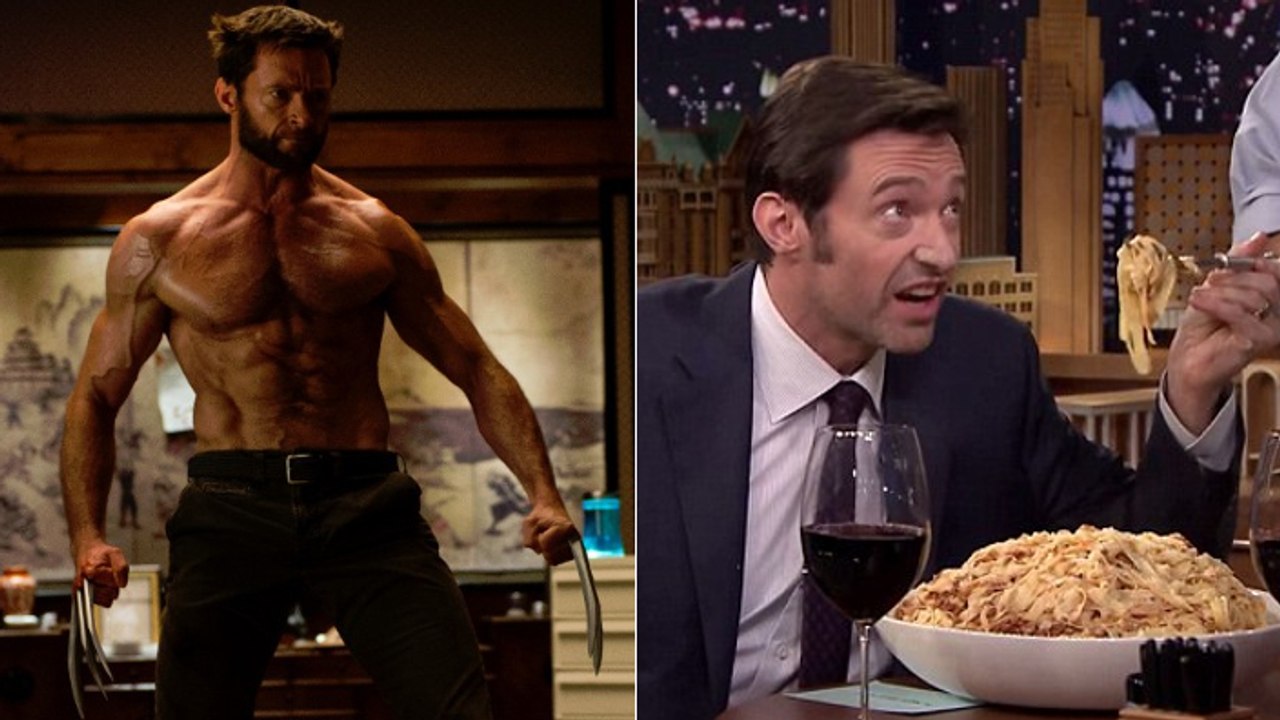 Hier seht ihr, wie Hugh Jackman das Ende seiner Spezial-Diät feiert! Einfach geil!