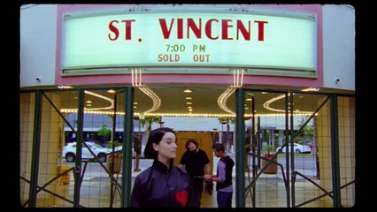 The Nowhere Inn Fragman