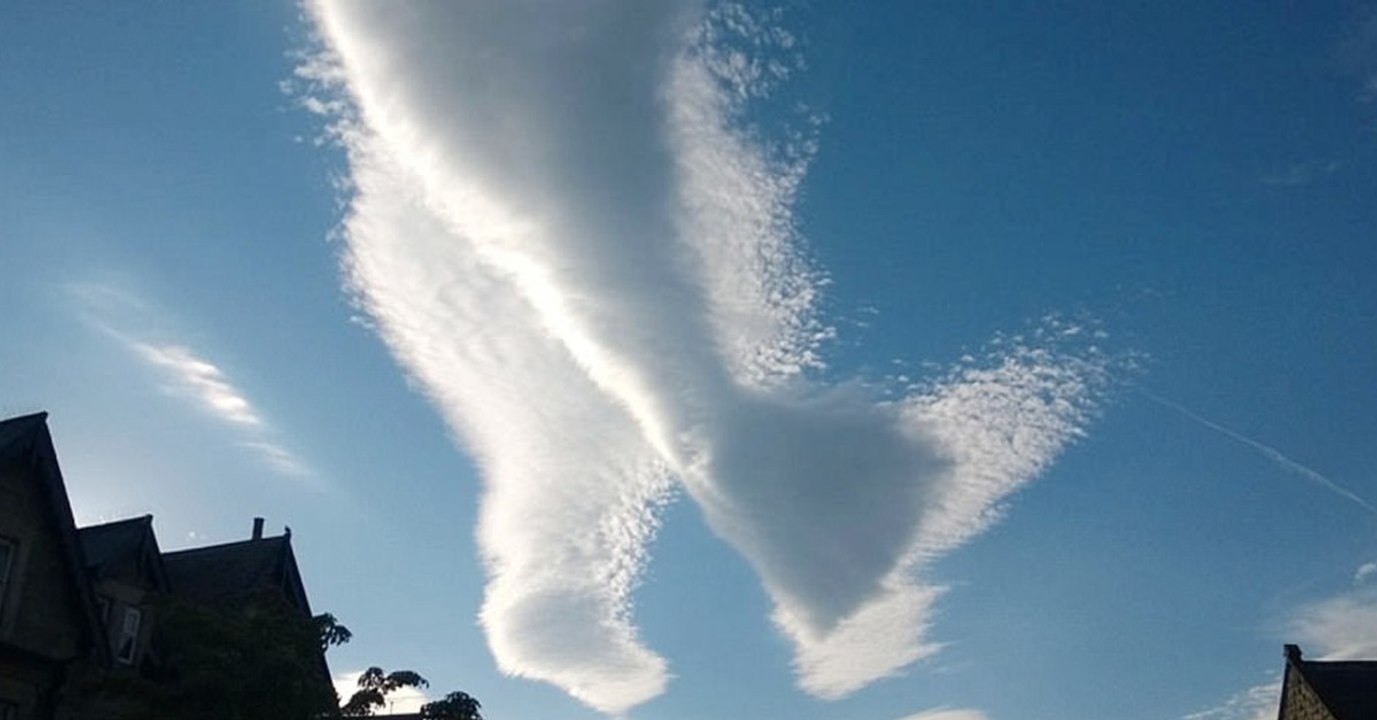 England: Seltsame Wolken am Himmel