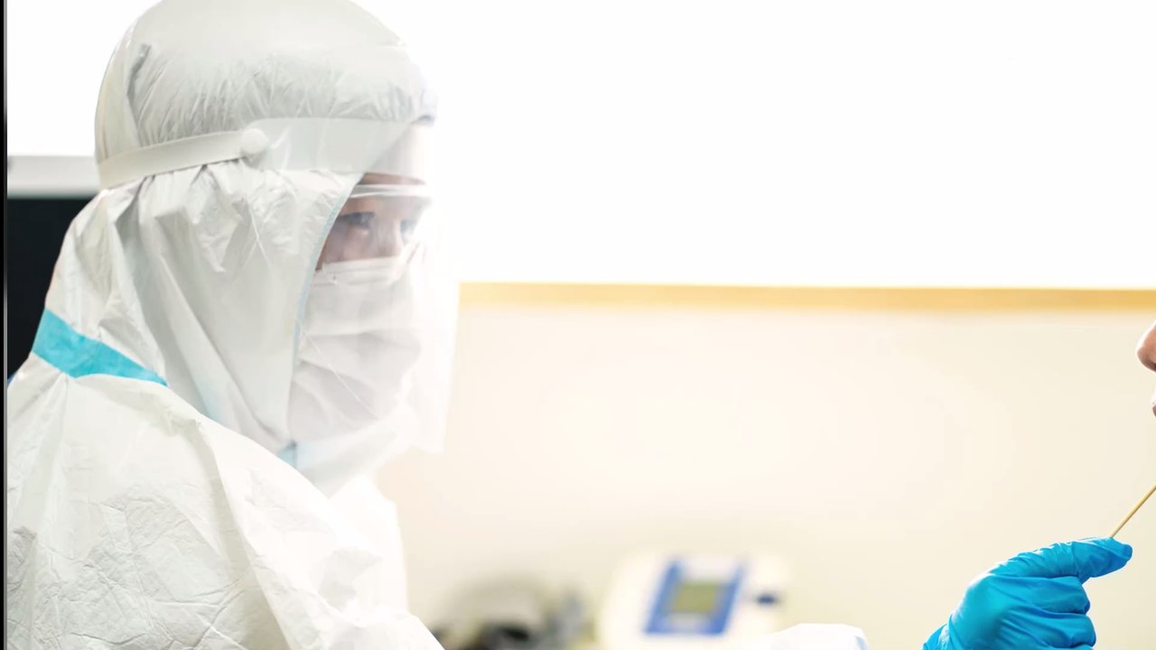 Coronavirus : Les tests salivaires approuvés, pourrez-vous en bénéficier ?