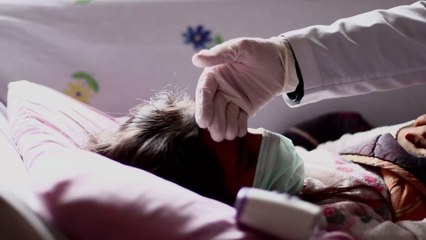 Covid-19 : ce que les médecins ont découvert dans le corps des malades décédés