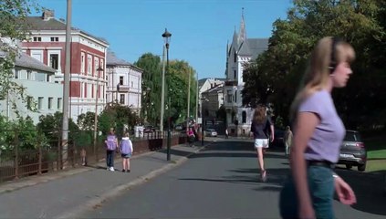 Dünyanın En Kötü İnsanı Fragman