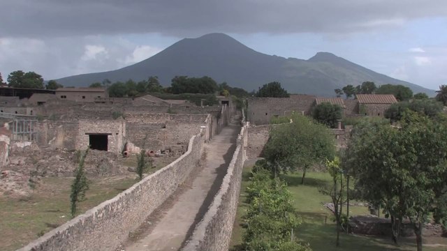 Archéologie : des chercheurs découvrent une momie chevelue à Pompéi