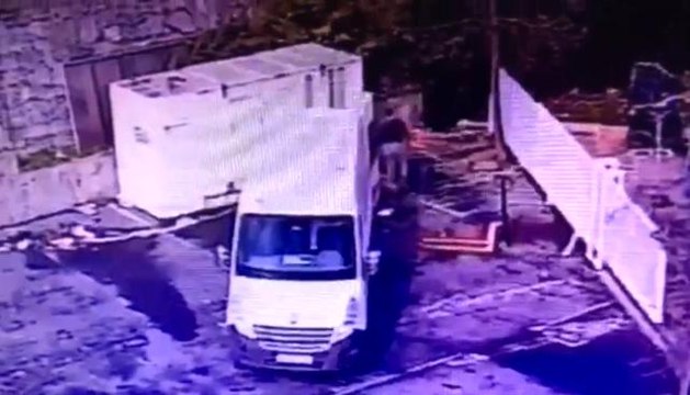 İstanbul'da ilginç hırsızlık... Parasını alamayınca çalıştığı firmanın meyve kasalarını çaldı