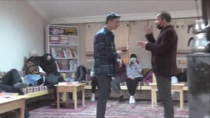 Pazaryeri Kaymakamı Altay, sömestir kampındaki öğrencileri ziyaret etti