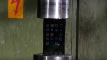 L'iPhone 7 peut-il résister à une presse hydraulique ?