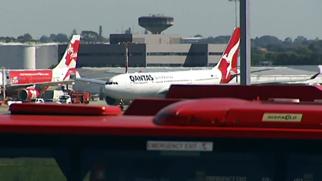 Job uncertainty for Qantas staff over enterprise agreement