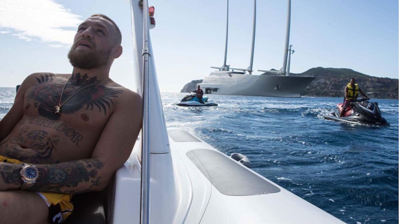 Conor McGregor kommentiert die teuerste Yacht der Welt