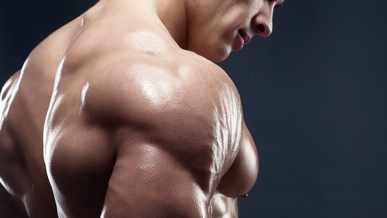 Hier kommt die Lösung, wenn ihr euch stahlharte Deltamuskeln aufbauen wollt!