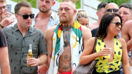 John Kavanagh kündigt an, dass Conor McGregor 2017 nicht mehr kämpfen wird
