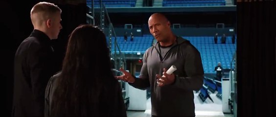 Fighting With My Family Orijinal Klip - Meeting The Rock
