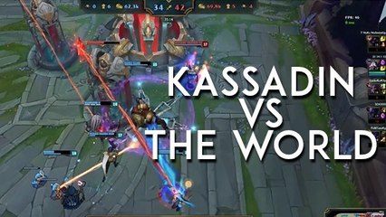 League of Legends : il sauve la game en défendant la base en 1v5 avec Kassadin
