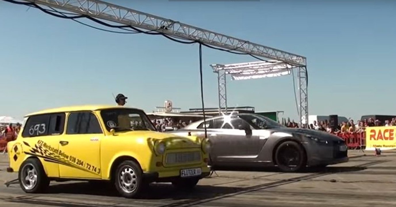 Wenn ein getunter Trabbi gegen einen GTR R35 antritt