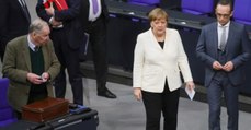 Im Moment ihres Sieges zeigt Merkel den anderen, wie mächtig sie immer noch ist