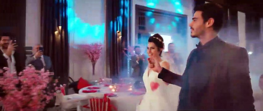 Kim Daha Mutlu Fragman