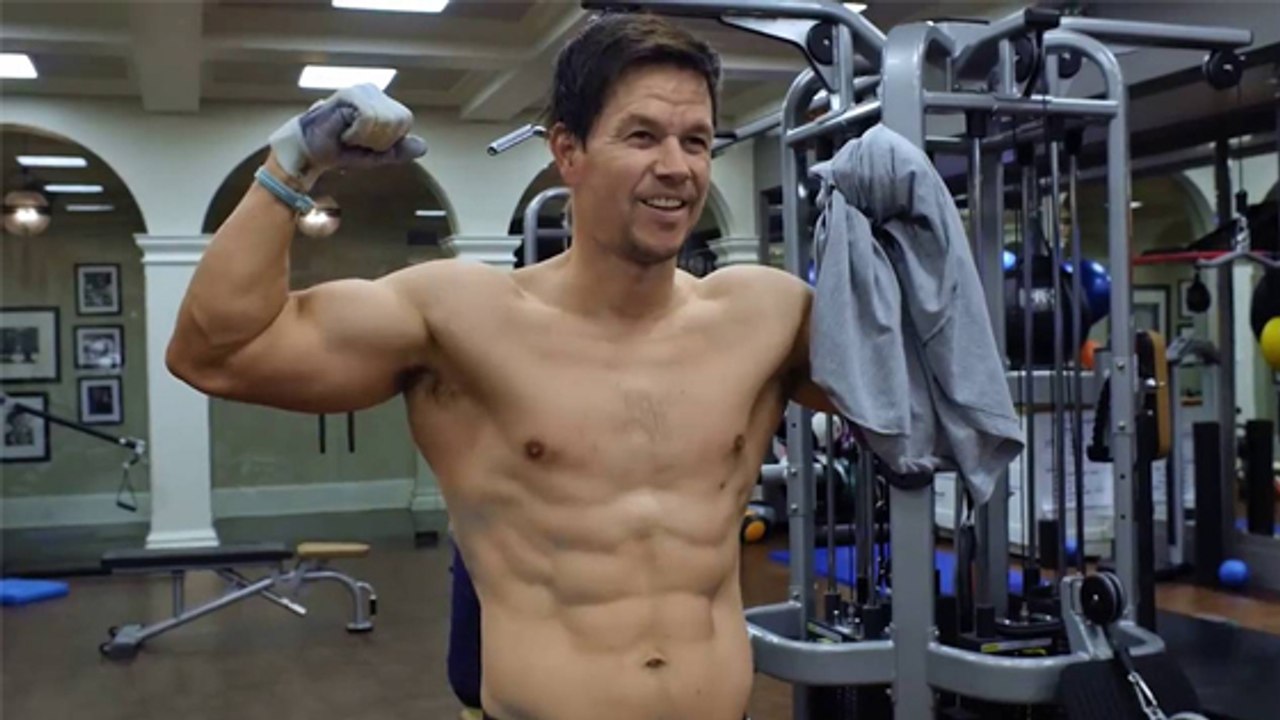 So hart trainiert Mark Wahlberg (46) für seinen perfekten Körper