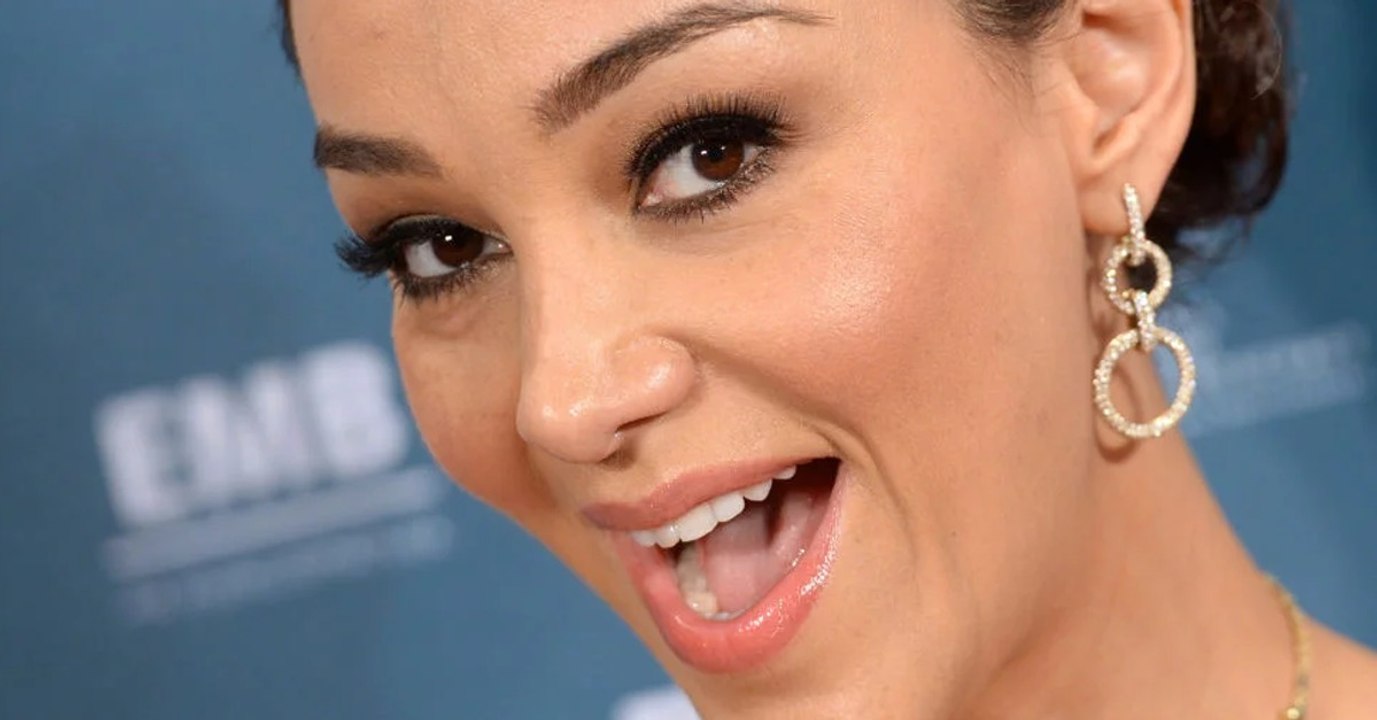 Drei möpse?! verona pooth schockiert fans mit oben-ohne-foto