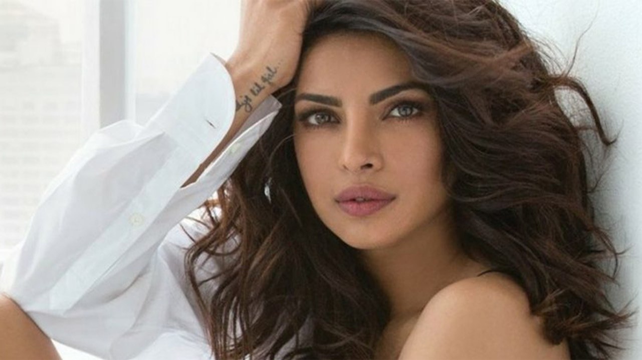 Priyanka Chopra zum vierten Mal zur „heißesten Frau der Welt“ gewählt
