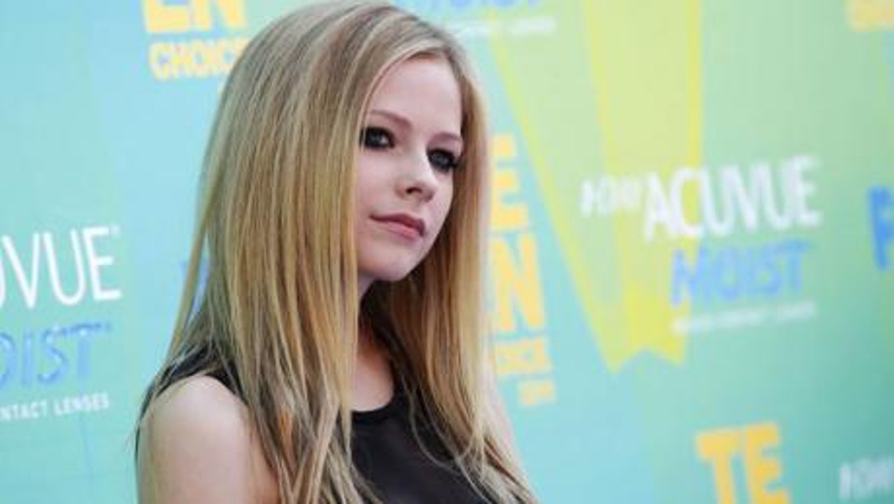 Avril Lavigne: Nach zwei Jahren Abwesenheit ist die Sängerin komplett verwandelt zurück