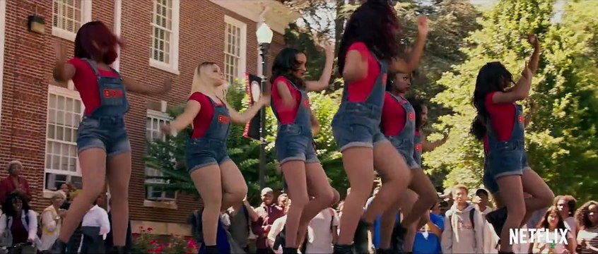 Step Sisters Orijinal Fragman