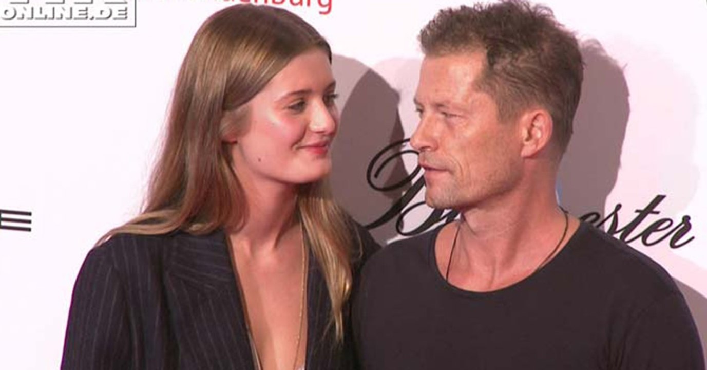 Til Schweiger und Tochter Lilli (20) küssen sich auf den Mund und sorgen für Empörung im Netz