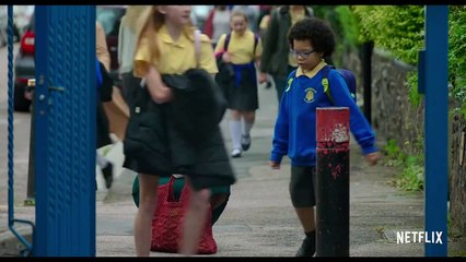 Behind Her Eyes Fragman