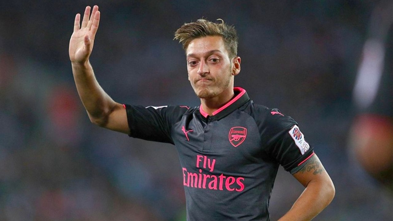 Mesut Özil spricht über seinen Wechsel in die Türkei