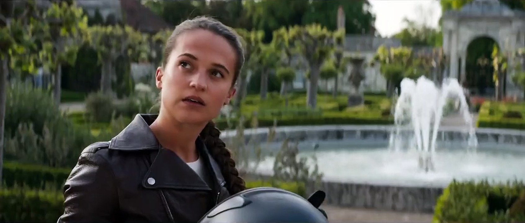 Tomb Raider Orijinal Teaser (2)