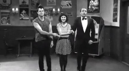 Jean Dujardin offre une danse à Zooey Deschanel