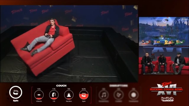 Twitch : il joue à Super Smash Bros dans un canapé contrôlé par les viewers