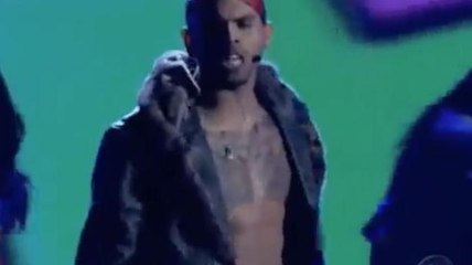 Chris Brown : Sa performance aux Billboard Music Awards critiquée par Pink