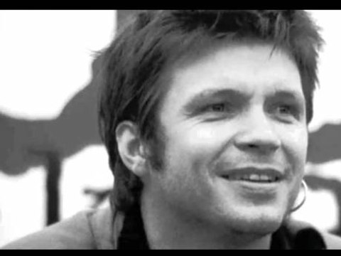 Bertrand Cantat : Dansez sous la tempête, son duo avec Souleymane Diamanka