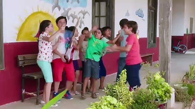 Bizim Köyün Şarkısı - Yine Yol Göründü Gurbete