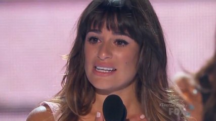 Tải video: Mort de Cory Monteith : Le discours poignant et émouvant de Lea Michele lors des Teen Choice Awards 2013