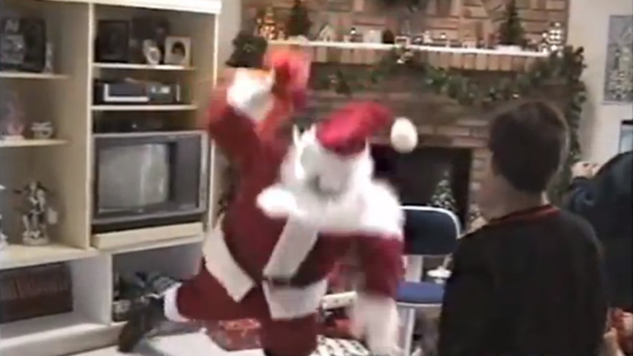 Les pires chutes des Pères Noël