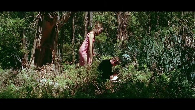 Voyage à travers le cinéma français Orijinal Fragman