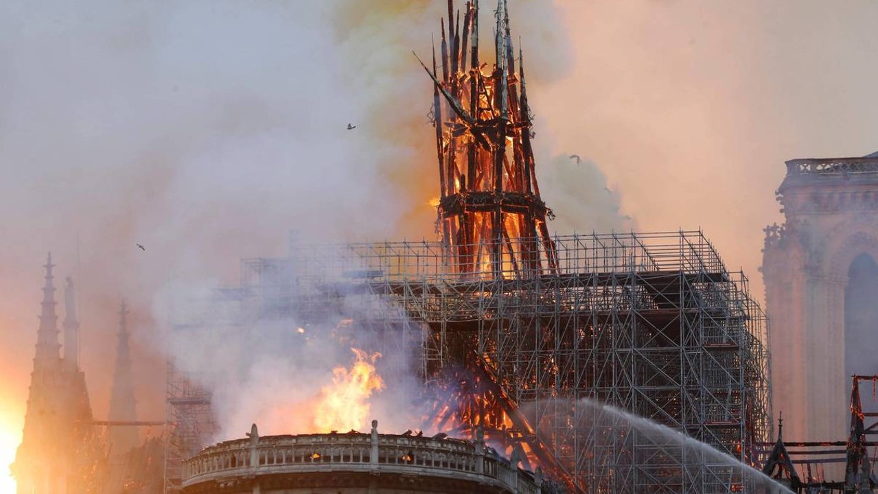 Nach dem Brand von Notre-Dame Paris wurden Spuren gefunden: Bauarbeiter packen jetzt aus